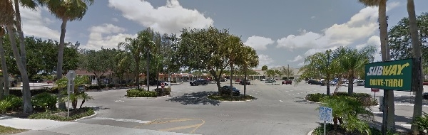 Lynne’s Nails 1964 Lake Worth Rd Lake Worth Florida 