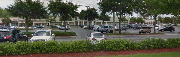 Le Nails and Spa 1769 E Broadway St Oviedo Florida 