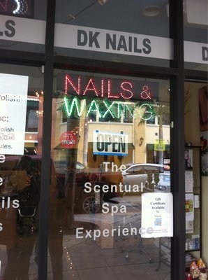 DK Nails 5712 Sunset Dr Miami Florida 