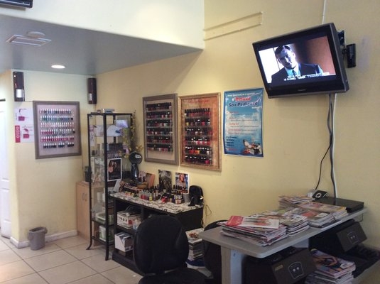 DK Nails 5712 Sunset Dr Miami Florida 