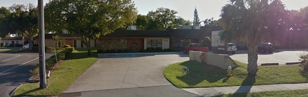 Retreat Salon & Nail Spa 9160 Oakhurst Rd Ste 4A Seminole Florida 