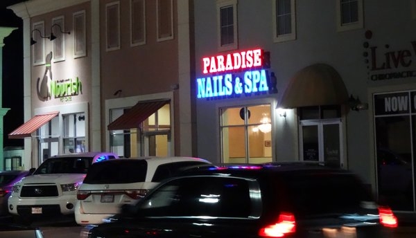 Paradise Nails & Spa 7951 Katy Fwy Houston Texas 